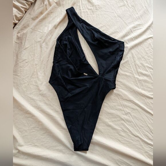 MBM SWIM black Serenity cut out one shoulder cheeky one piece swimsuit - Picture 3 of 5